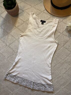 Express White Ribbed Tank Top Rhinestone Hem Sleeveless Size L Chic